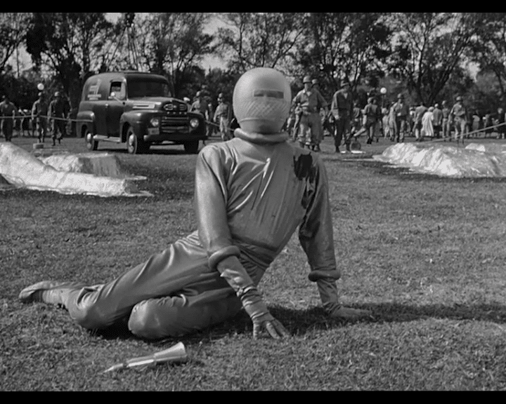 "Le jour où la terre s'arrêta", Langage extra-terrestre - Média-Tarn